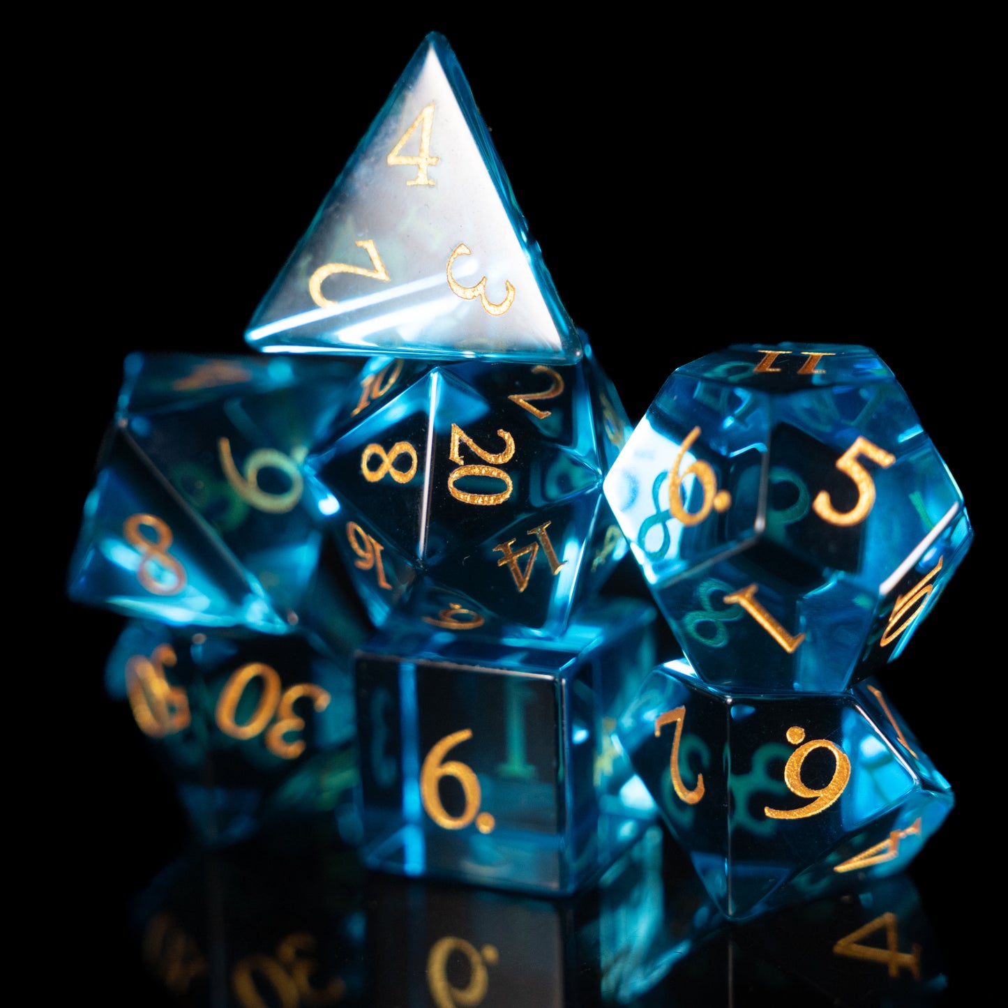 glacier-blue-glass-dnd-dice-set