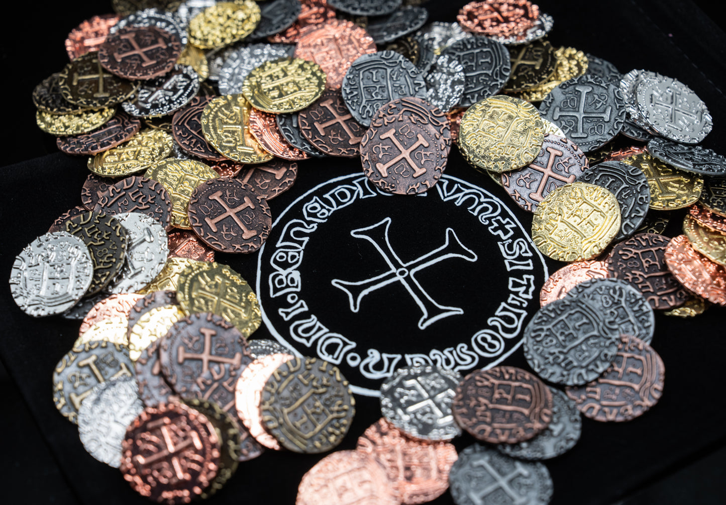 Metal Pirate Treasure Coins Set, 3cm Spanish Doubloon Replicas, Gold Silver Copper Finish, for Gaming and Cosplay