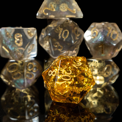 Artificer DND Dice Set – 7 Piece Resin Polyhedral Dice with Embedded Metallic Gears & Artificer Velvet Dice Bag | Steampunk RPG Dice for DnD, Pathfinder & Tabletop Games