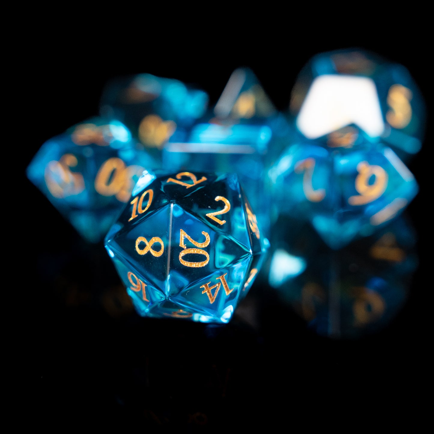 glacier-blue-glass-dnd-dice-set