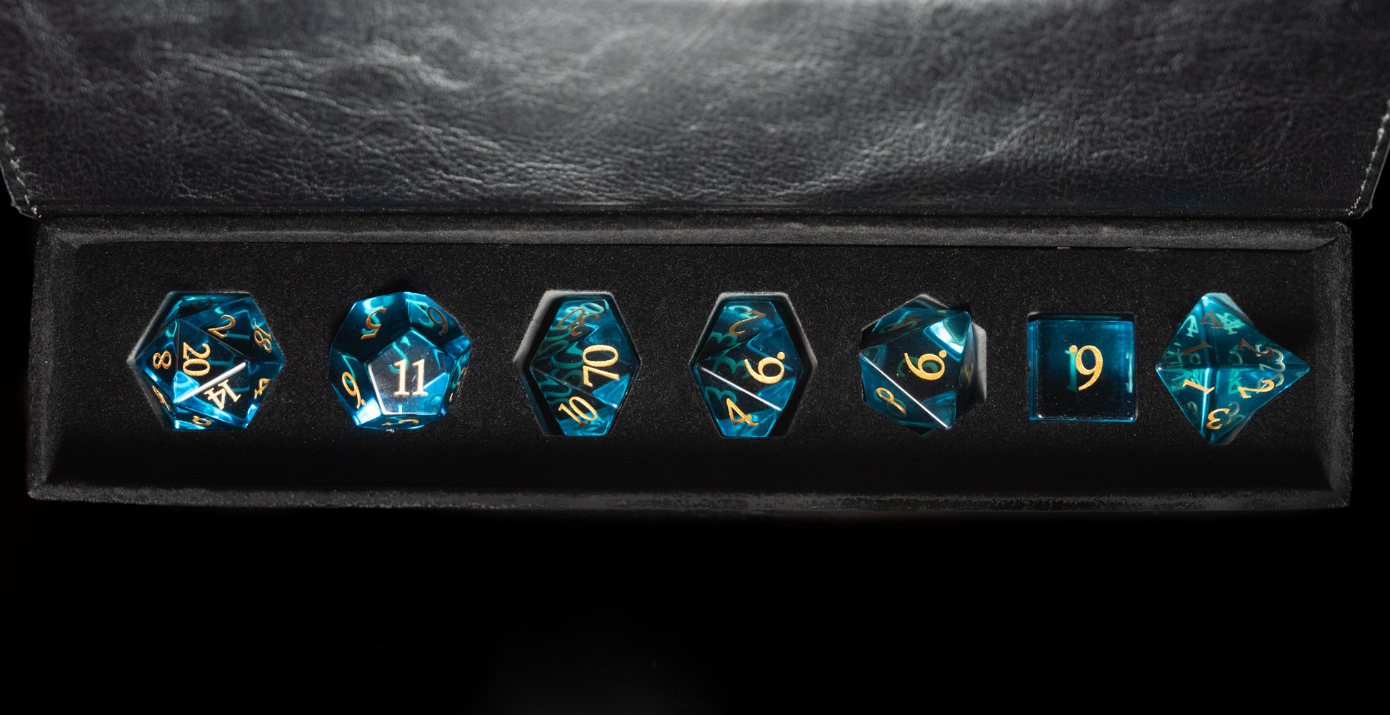 glacier-blue-glass-dnd-dice-set