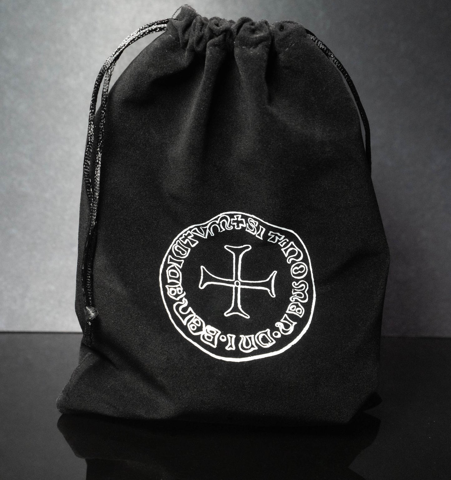 bag of replica pirate gold, silver, and bronze coins for dungeons and dragons (aka dnd or d&d), board games, cosplay and other role playing games (rpg)