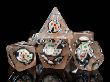 Pizza Lover DND Dice Set – 7 Piece Clear Resin Polyhedral RPG Dice with Embedded Mini Pizza Designs & Pizza Velvet Dice Bag | Funny Food Themed TTRPG Dice for Pathfinder & Fantasy Gamers