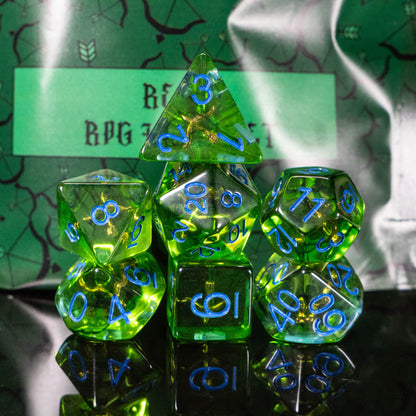 Ranger DND Dice Set – 7 Piece Green Resin Polyhedral RPG Dice with Embedded Bow & Arrow Designs & Ranger Velvet Dice Bag | Fantasy Tabletop Dice for Pathfinder, TTRPG Players, Archers & Nature Characters